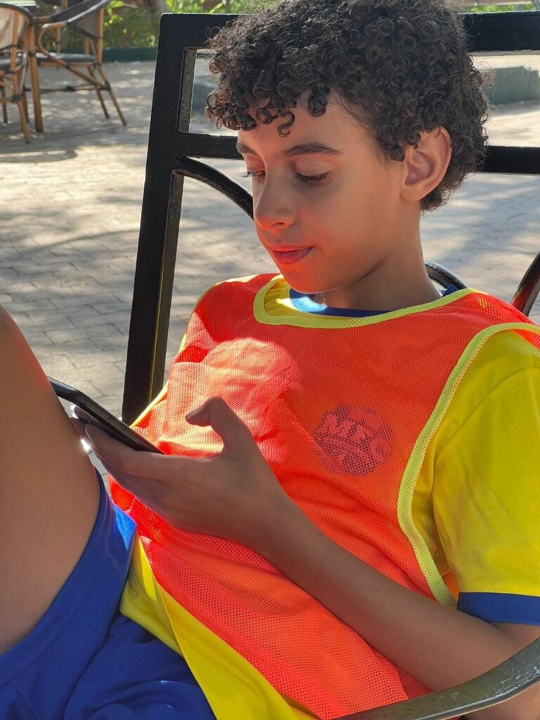 بين الملاعب والاستوديوهات.. سليم شهاب يجمع بين كرة القدم والتمثيل